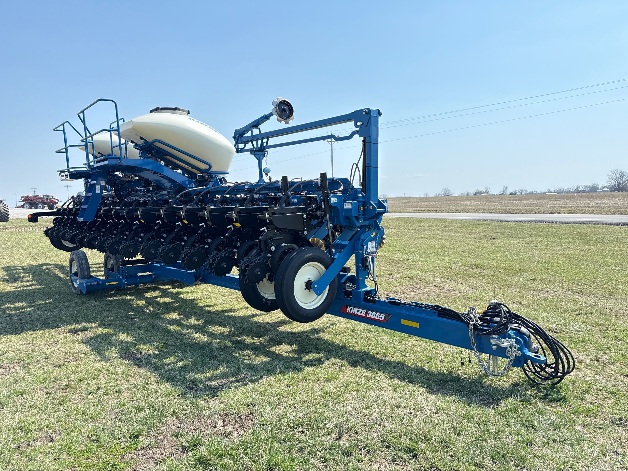 Main image Kinze 3665