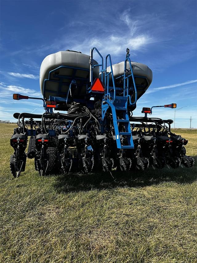 Image of Kinze 4705 equipment image 4