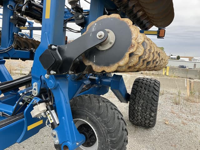 Image of Kinze Mach Till 201 equipment image 1