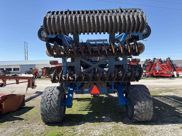 Image of Kinze Mach Till 302 equipment image 3