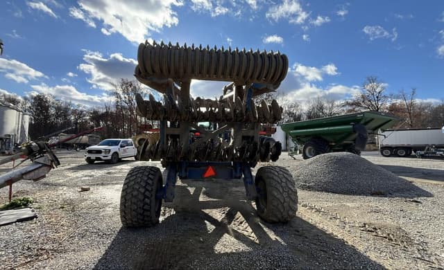 Image of Kinze Mach Till 362 equipment image 2