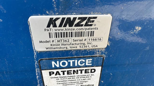Image of Kinze Mach Till 362 equipment image 4