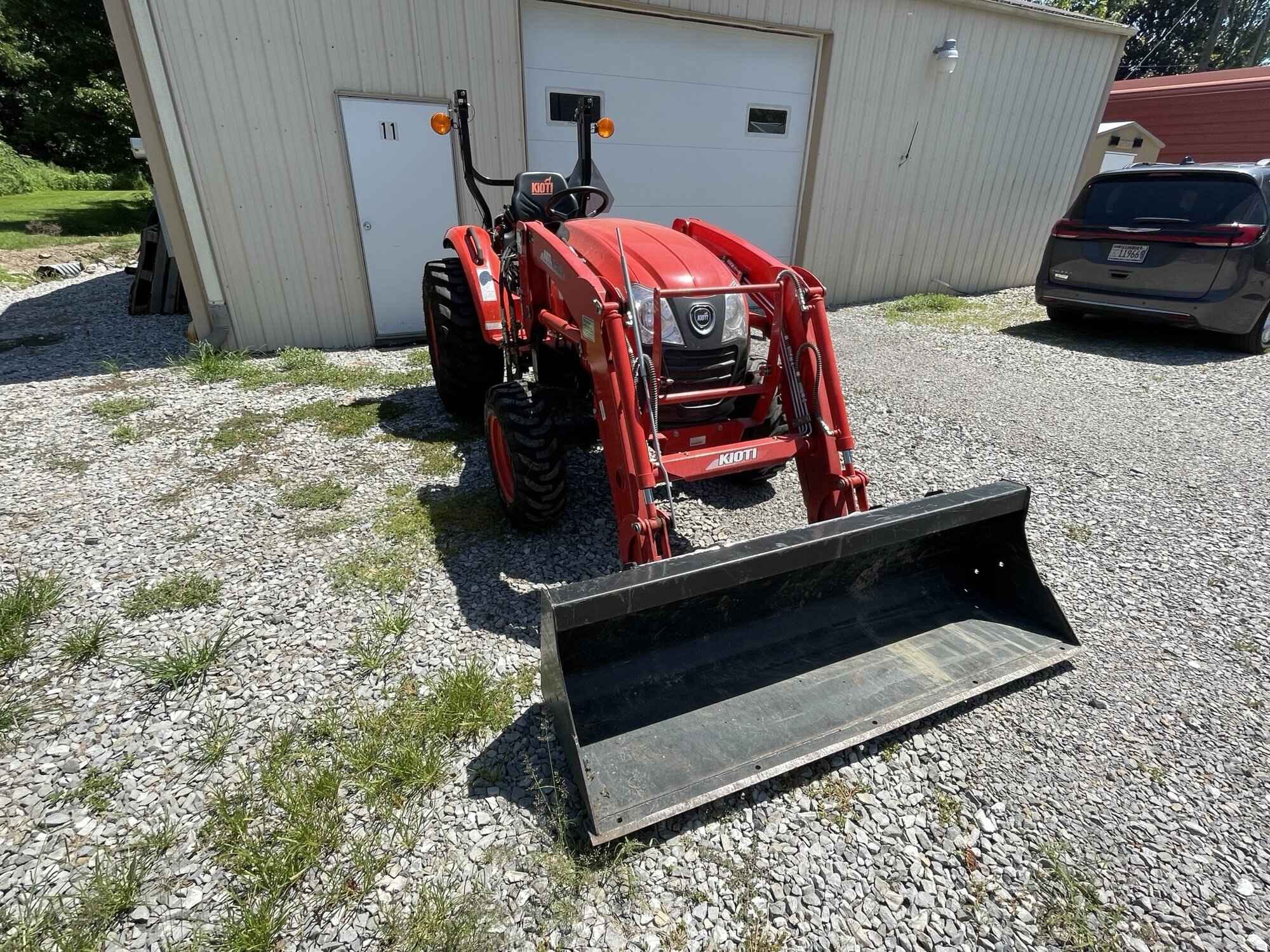 2022 Kioti CK2610 Equipment Image0