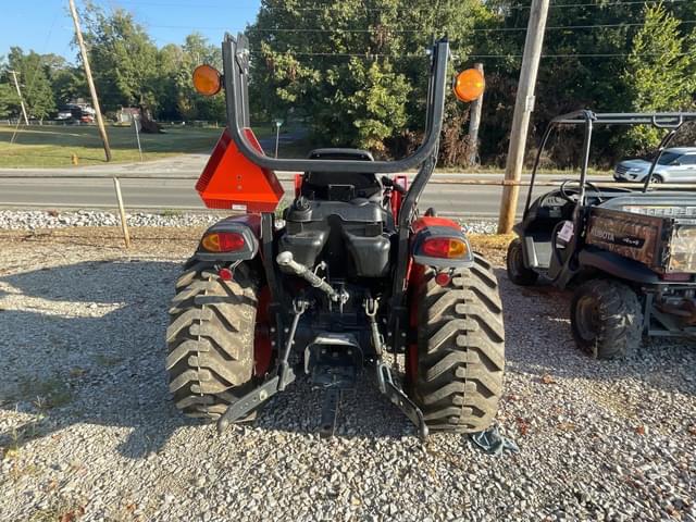 Image of Kioti CK2610 equipment image 3