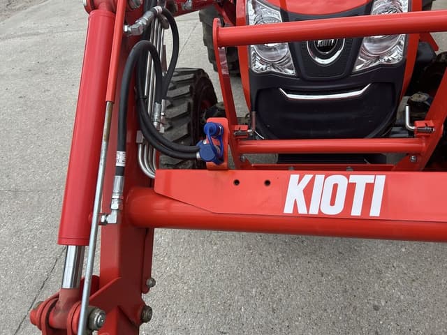 Image of Kioti DK5310SE equipment image 4