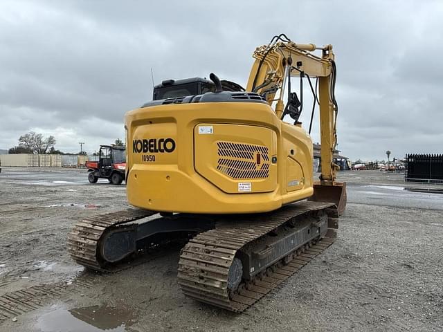 Image of Kobelco SK140SRLC-7 equipment image 2