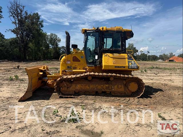 Image of Komatsu D51PXI-24 equipment image 1