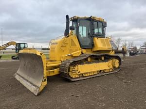 2022 Komatsu D61EX-24 Image