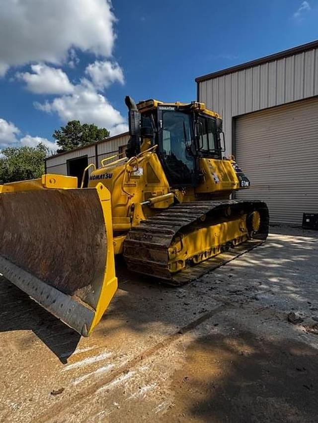 Image of Komatsu D61PX-24 equipment image 2