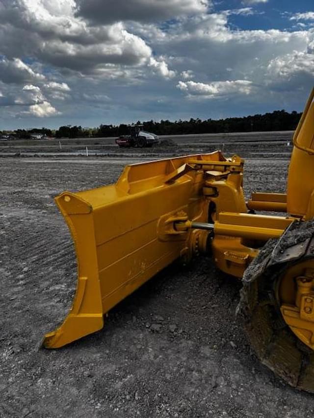 Image of Komatsu D61PX-24 equipment image 4