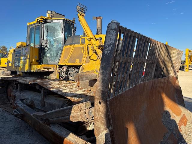 Image of Komatsu D85P equipment image 2