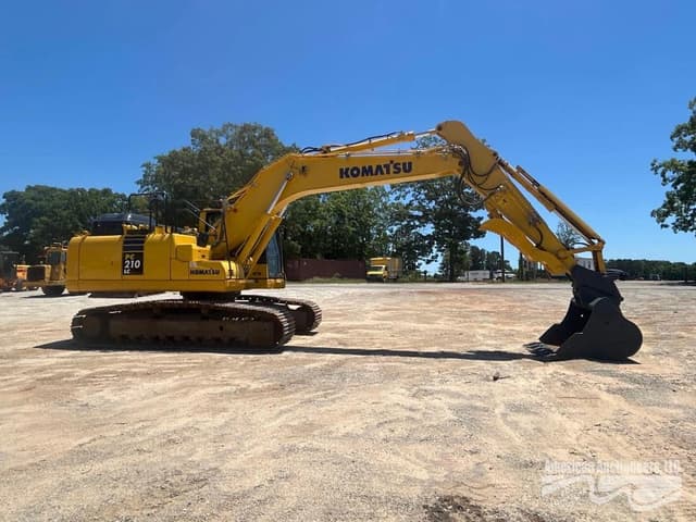 Image of Komatsu PC210LC-11 equipment image 3