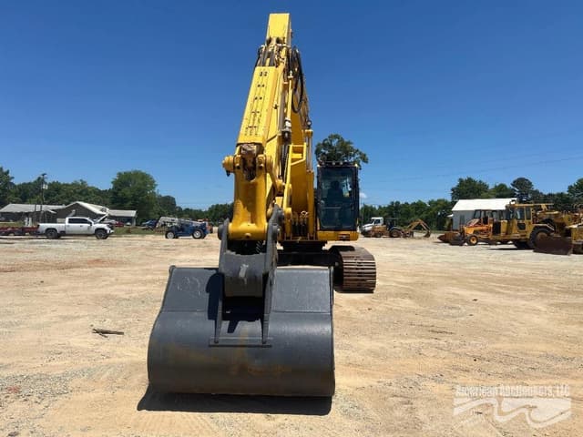 Image of Komatsu PC210LC-11 equipment image 1