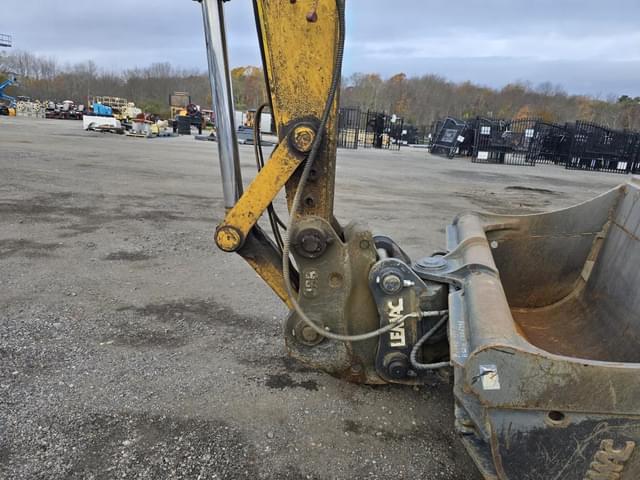 Image of Komatsu PC290LCi equipment image 2