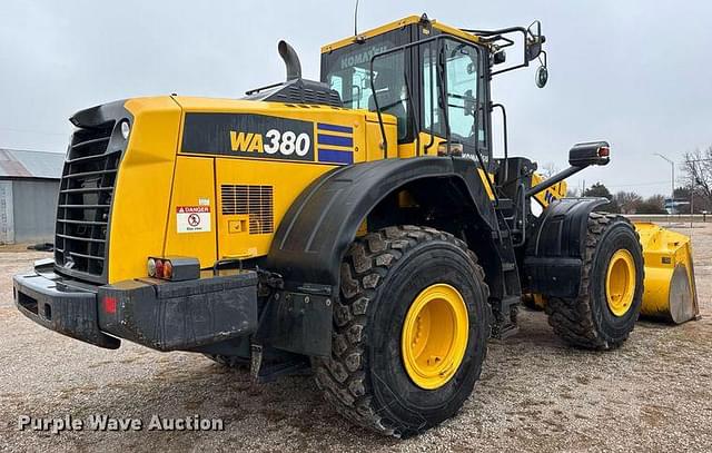 Image of Komatsu WA380-8 equipment image 4