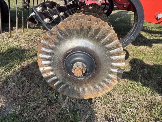 Image of Kuhn Krause Excelerator XT 8010-25 equipment image 4