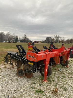 2022 Kuhn Krause Gladiator 1205M-440 Image