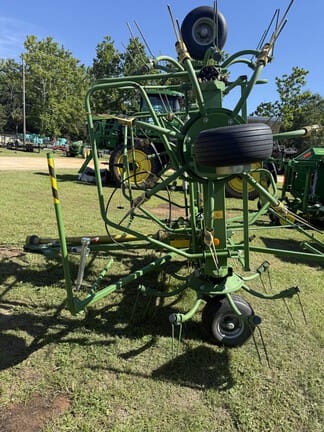 2022 Krone KW782T Equipment Image0