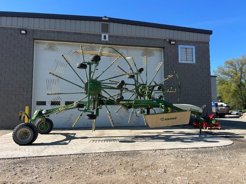 2022 Krone Swadro TS740 Equipment Image0