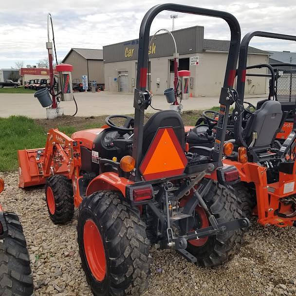 Image of Kubota B2301HSD equipment image 2