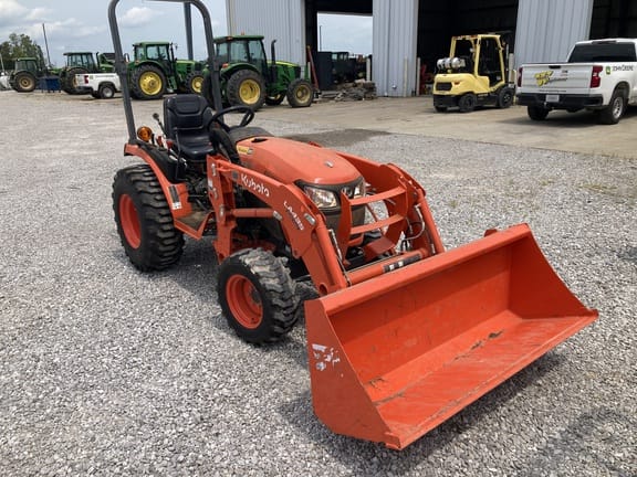 2022 Kubota B2401 Equipment Image0