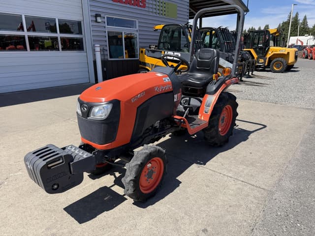 Image of Kubota B2401DTN equipment image 1