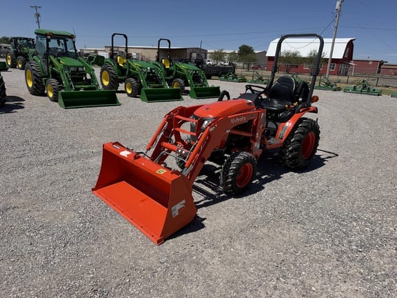 2022 Kubota B2601 Equipment Image0