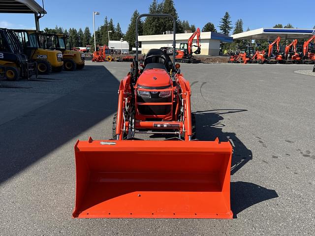 Image of Kubota B2601HSD equipment image 2