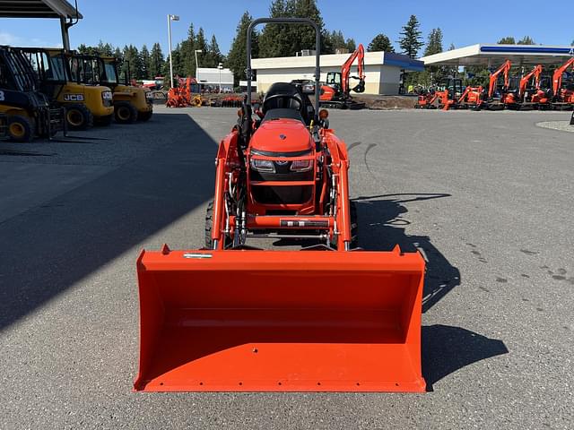 Image of Kubota B2601HSD equipment image 3