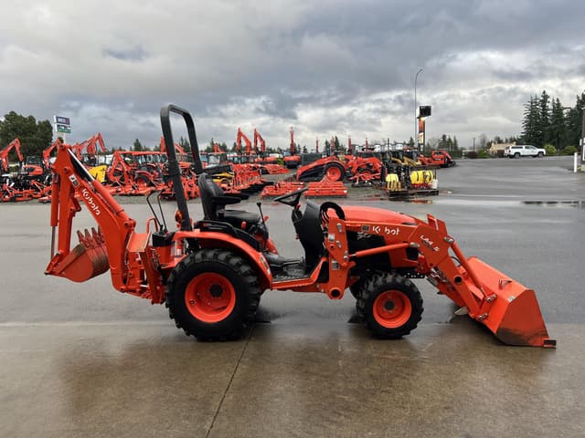 Image of Kubota B2601HSD equipment image 4