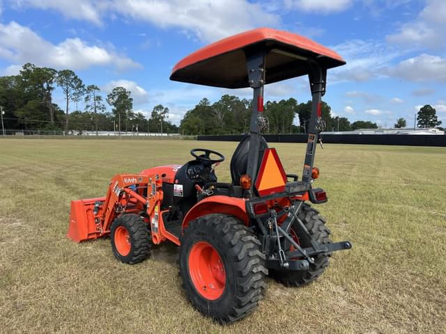 Image of Kubota B2601HSD equipment image 2
