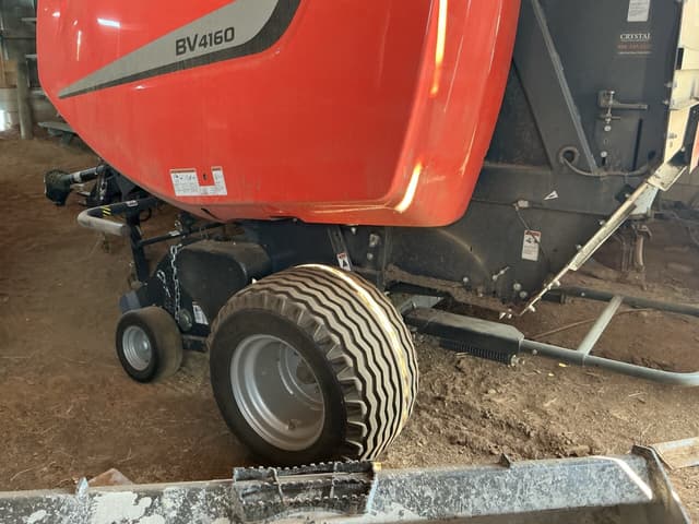 Image of Kubota BV4160 equipment image 3