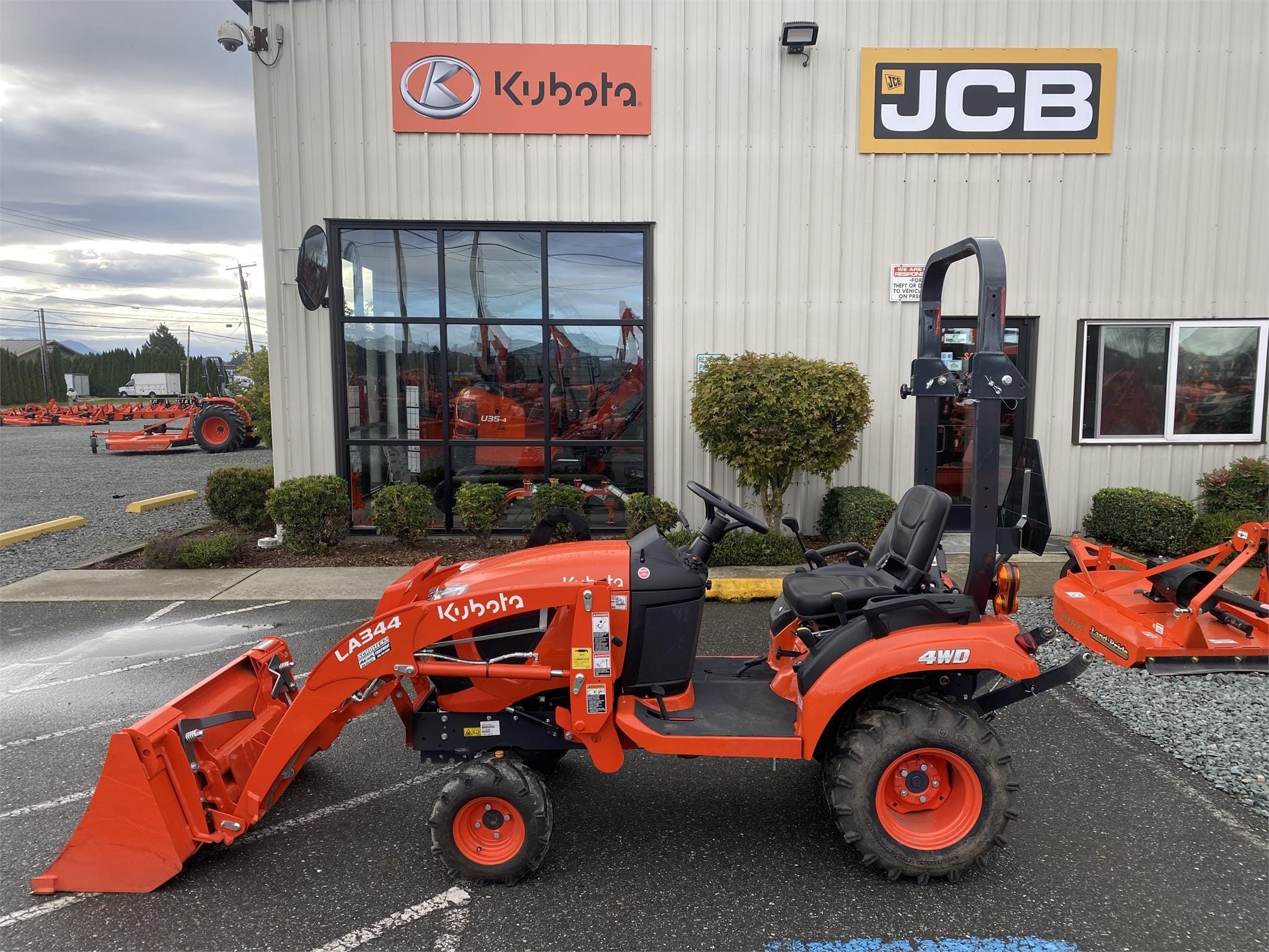 Main image Kubota BX1880
