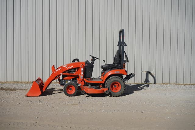 Image of Kubota BX2380 equipment image 1