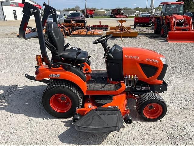 Image of Kubota BX2380 equipment image 1