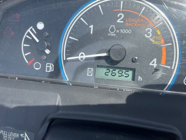 Image of Kubota BX2380 equipment image 1