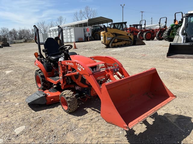 Image of Kubota BX2380 equipment image 1