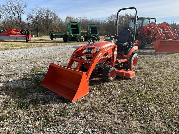 Image of Kubota BX2680 equipment image 1