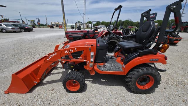 Image of Kubota BX2680 equipment image 1