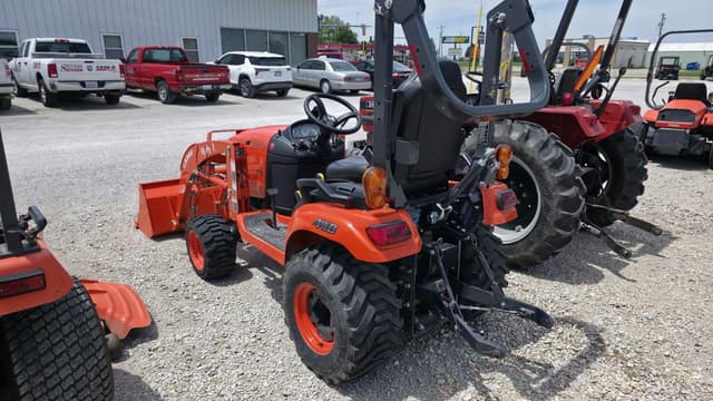 Image of Kubota BX2680 equipment image 2
