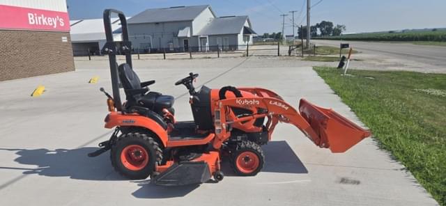 Image of Kubota BX2680 equipment image 1