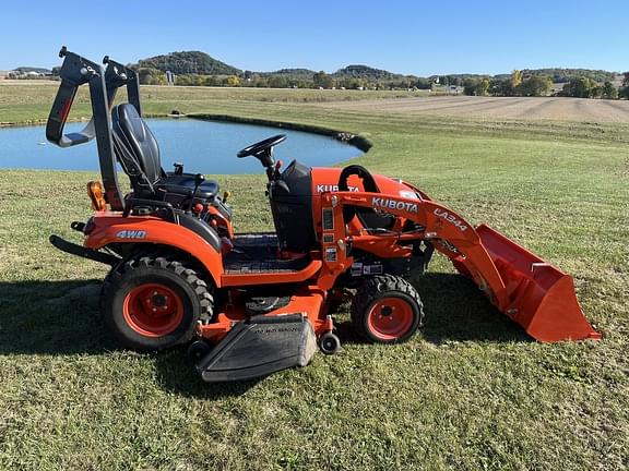 Image of Kubota BX2680 equipment image 3