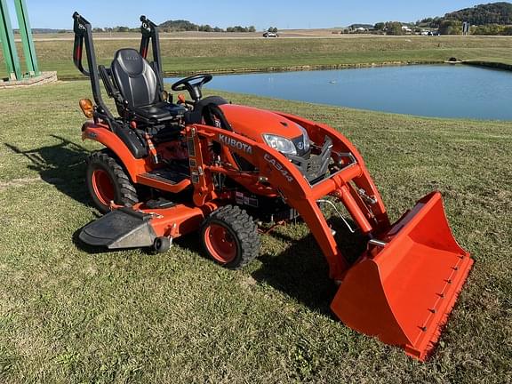 Image of Kubota BX2680 equipment image 2