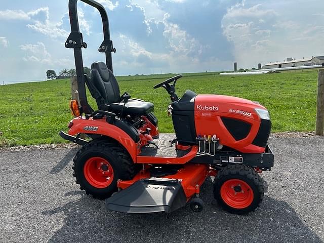 Image of Kubota BX2680 equipment image 3