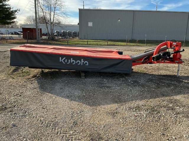Image of Kubota DM2032 equipment image 2