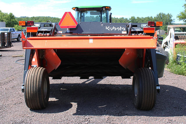 Image of Kubota DMC8028R equipment image 3