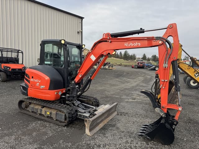 Image of Kubota KX040-4 equipment image 1
