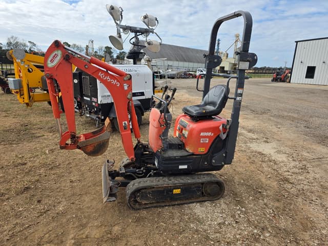 Image of Kubota K008-3 equipment image 2
