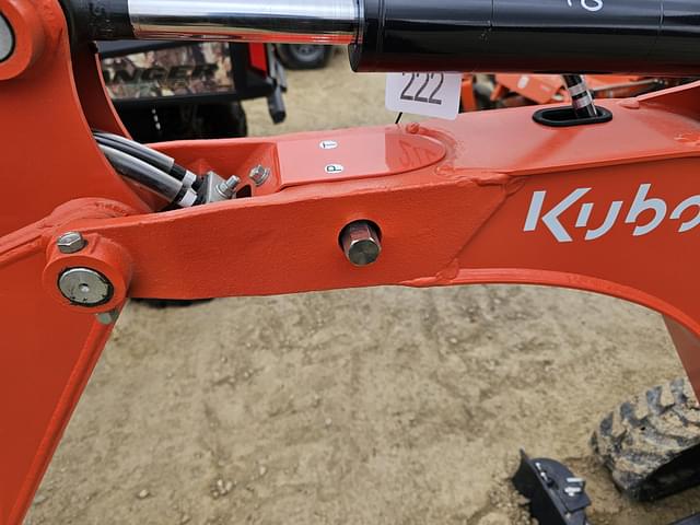 Image of Kubota K008-5 equipment image 4