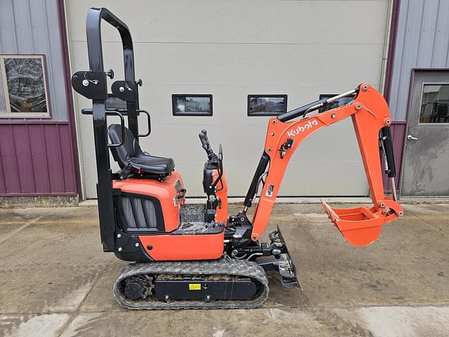 Image of Kubota K008-5 equipment image 1